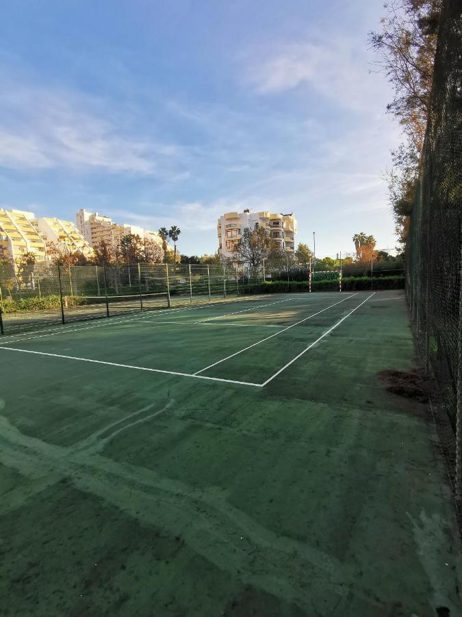 Logement Terrain De Tennis/Piscine 800M De La Mer Portimão Εξωτερικό φωτογραφία