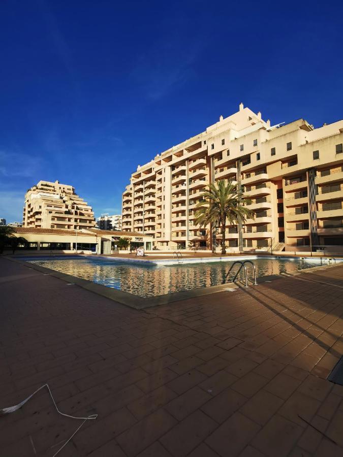 Logement Terrain De Tennis/Piscine 800M De La Mer Portimão Εξωτερικό φωτογραφία